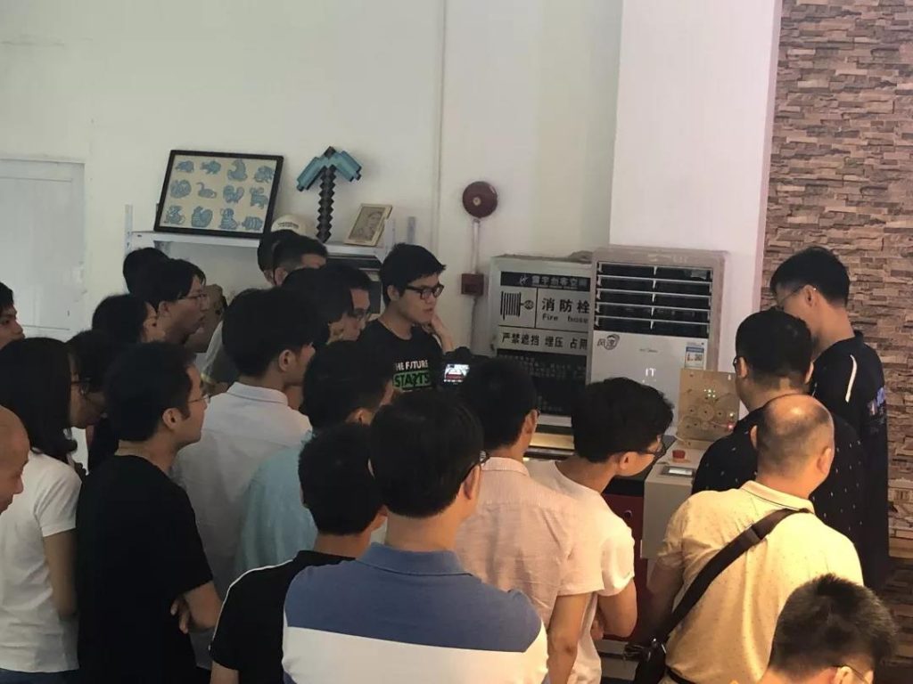 紛紛圍觀，一睹樂造匠真容，更令人贊嘆的還是它的性能。
