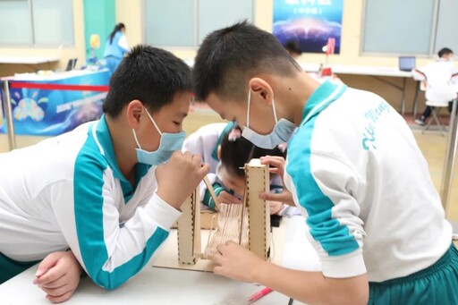 分工合作的創(chuàng)客們