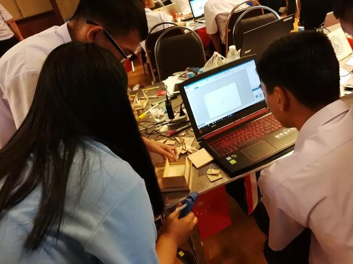 雷宇助力，首屆中泰少年創(chuàng)客馬拉松大賽完美收官！