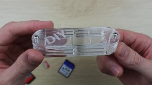 多功能SD卡存儲夾