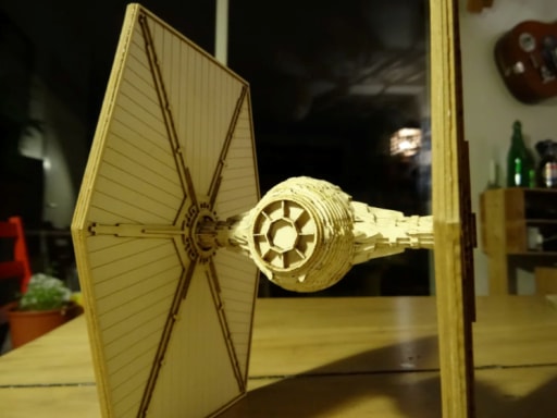 TIE 戰(zhàn)斗機模型