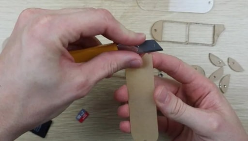 多功能SD卡存儲夾