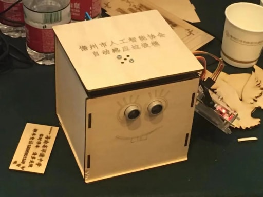 火熱持續(xù)，雷宇攜創(chuàng)趣天地、蘑菇云創(chuàng)客點(diǎn)燃雙城造物激情！