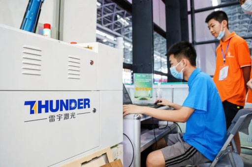 雷宇攜蘑菇云創(chuàng)客助力2022年廣西北部灣人工智能教育大賽活動完美收官