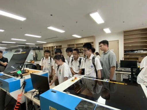 探索雷宇集團(tuán)，開啟科創(chuàng)之旅