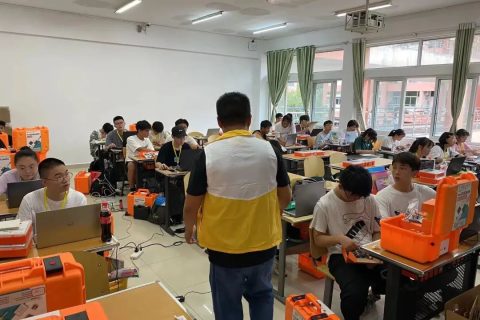 雷宇助力貴州省2023年師生信息素養(yǎng)提升實踐活動圓滿舉辦