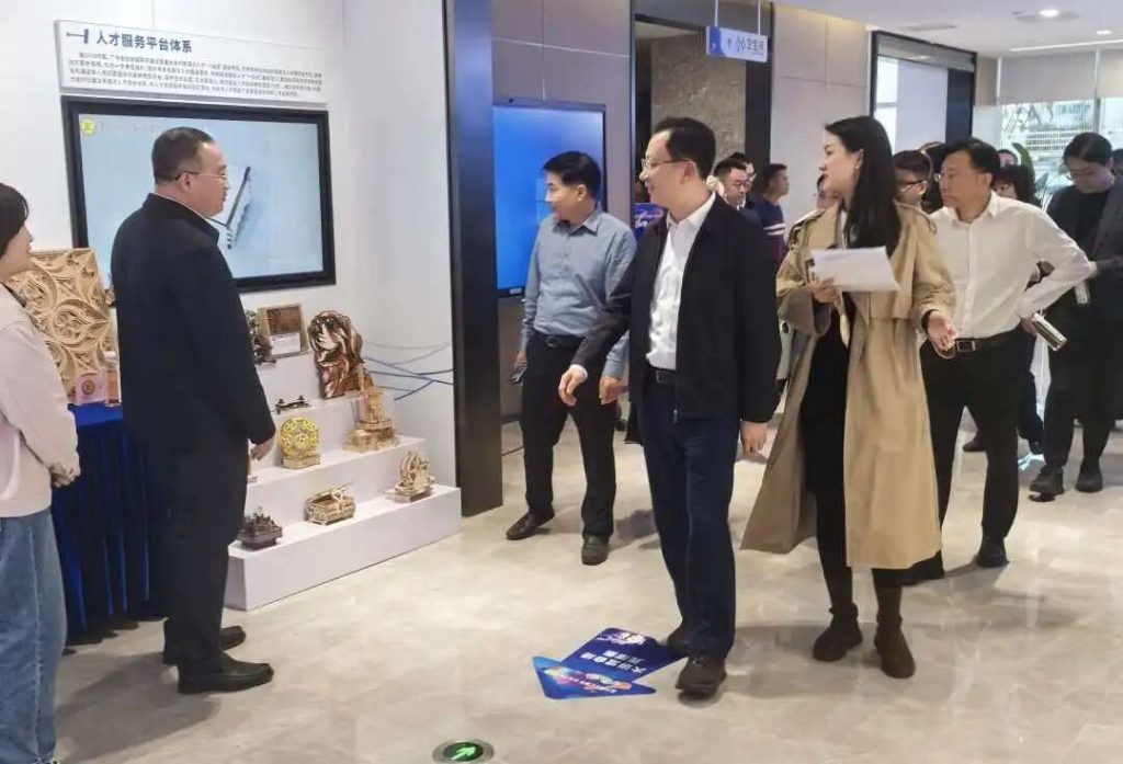 激光工藝閃耀“南粵英才”盛會｜ 雷宇教育與廣東省嶺南工商第一技師學院展現“文化+科技”校企融合新路徑